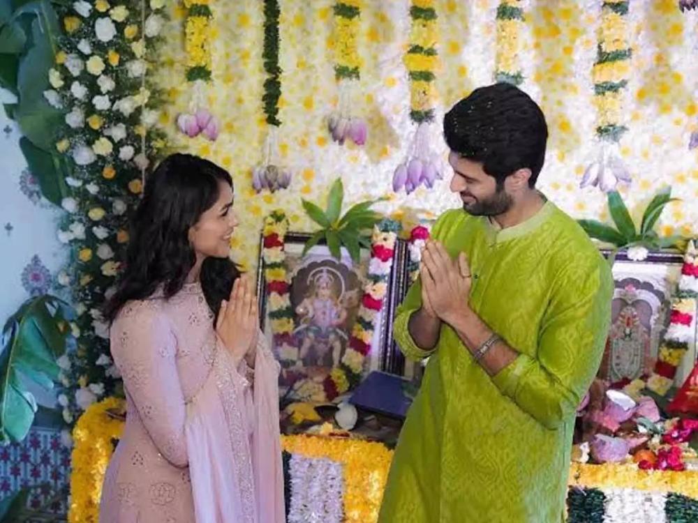 mrunal-thakur-vijay-devarkonda-love